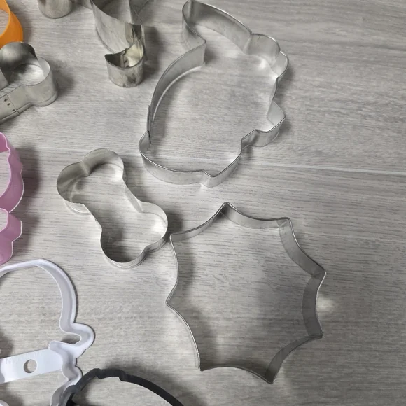 Random Various Cookie Cutter - Picture 4 of 8